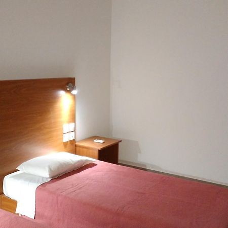 Hotel Sydney Лаганас Екстериор снимка